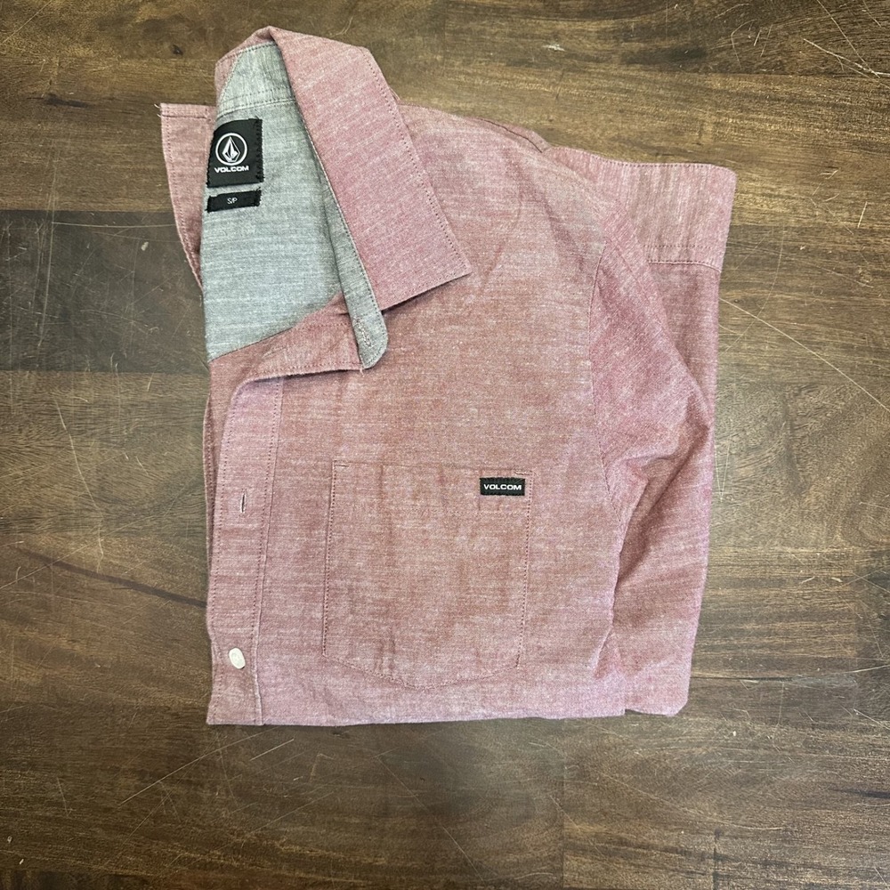 Volcom Long Sleeve Button Shirt Men's Size Small Red Modern Fit Pocket - Picture 3 of 8
